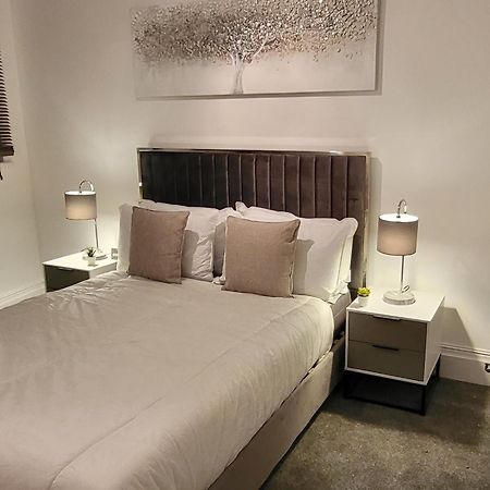 Stunning 2 Bedroom Apartment In Canary Wharf - Morland Apartments Londen Kamer foto